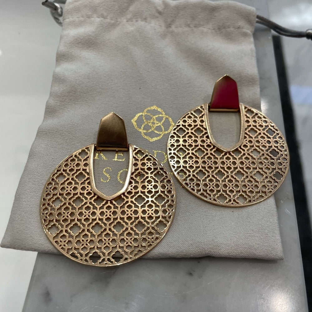 Kendra Scott earrings